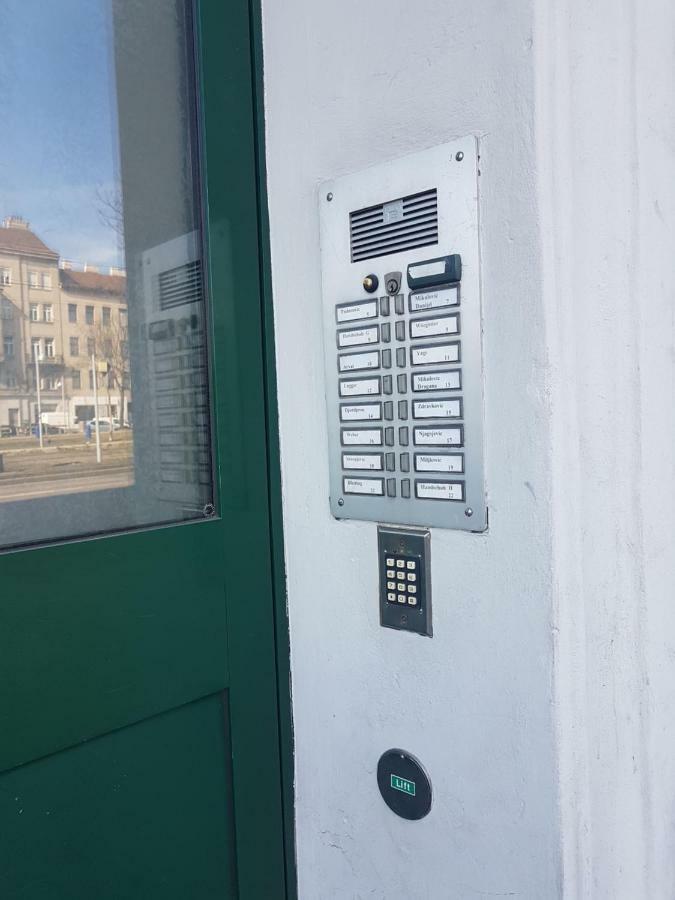 Gerald'S Apartment 5 Вена Экстерьер фото